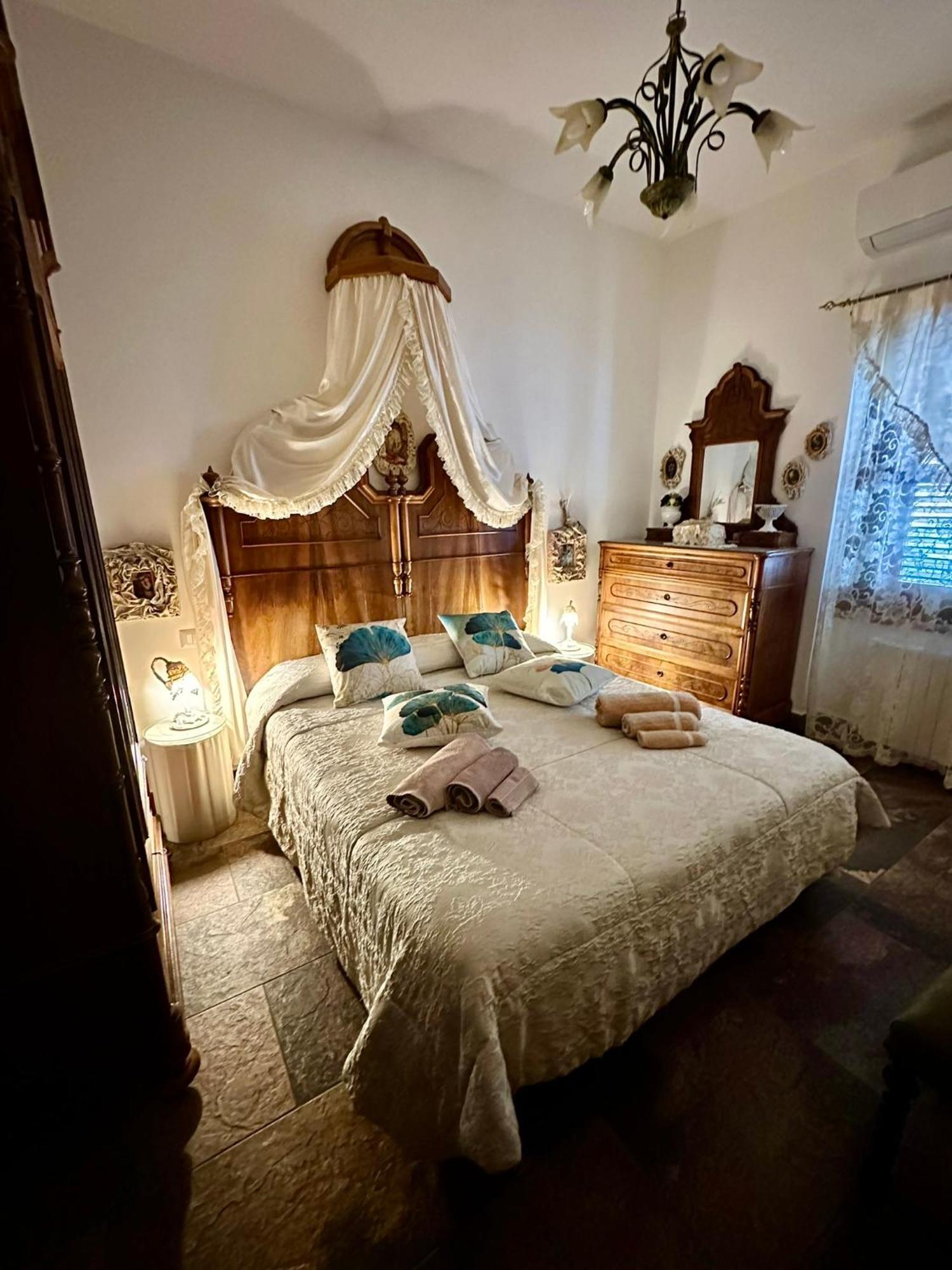 Domo All'Antico Borgo Oristano Bagian luar foto