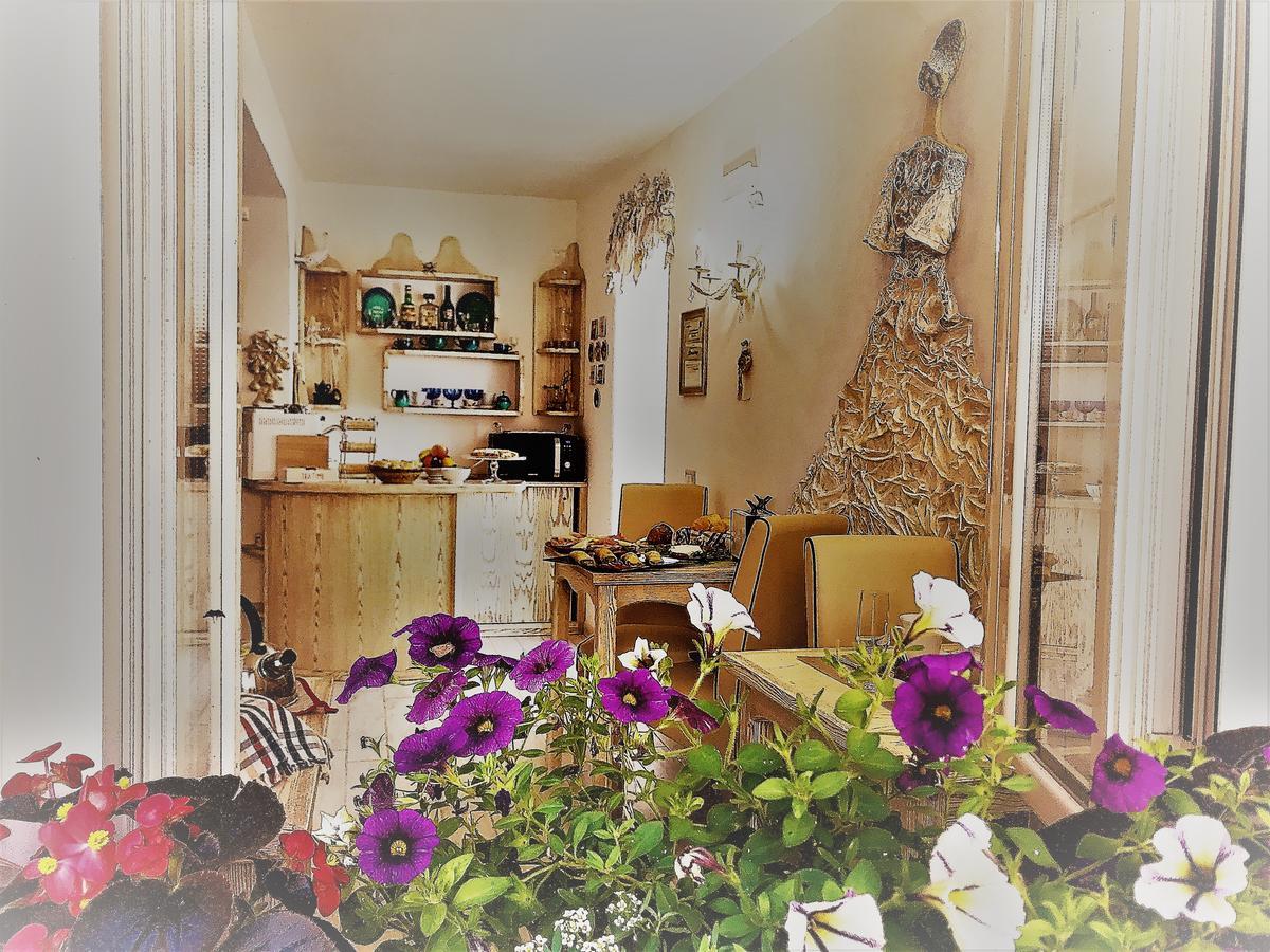 Domo All'Antico Borgo Oristano Bagian luar foto
